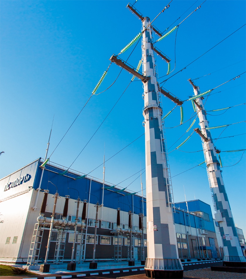 Электрические столбы электростанции
